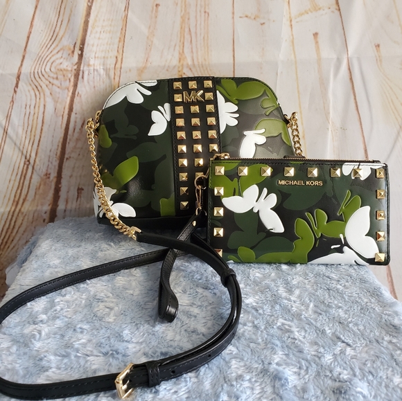 Michael Kors Handbags - Michael Kors Camo Crossbody & Wallet